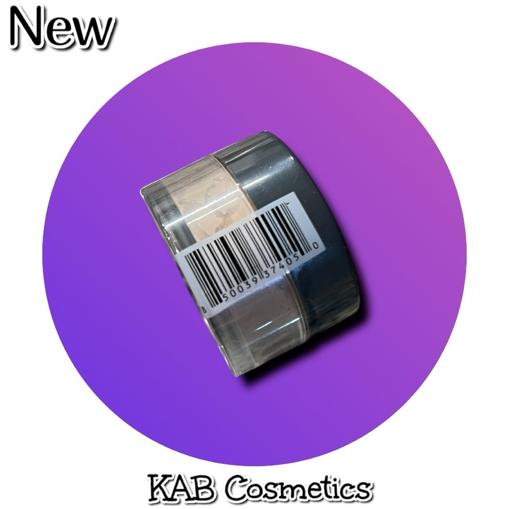 New KAB Cosmetics Translucent Loose Setting Powder Makeup - Picture 4 of 4